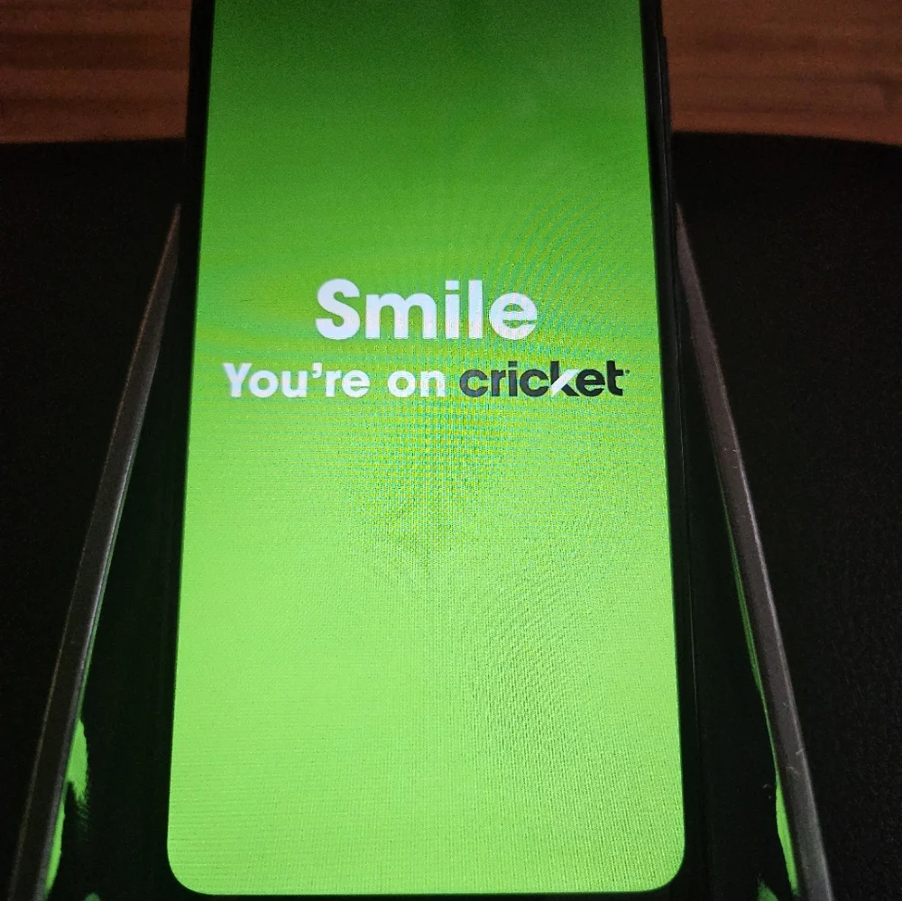 Motorola Smartphone 64GB with Blue Display